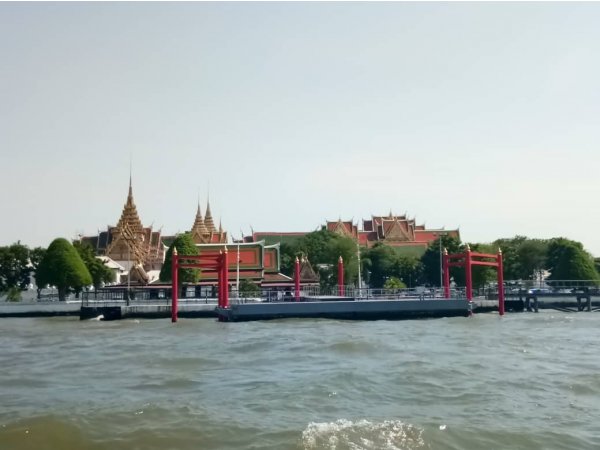 Rattanakosin Island - Chao Phraya River Tour (B/L/D)